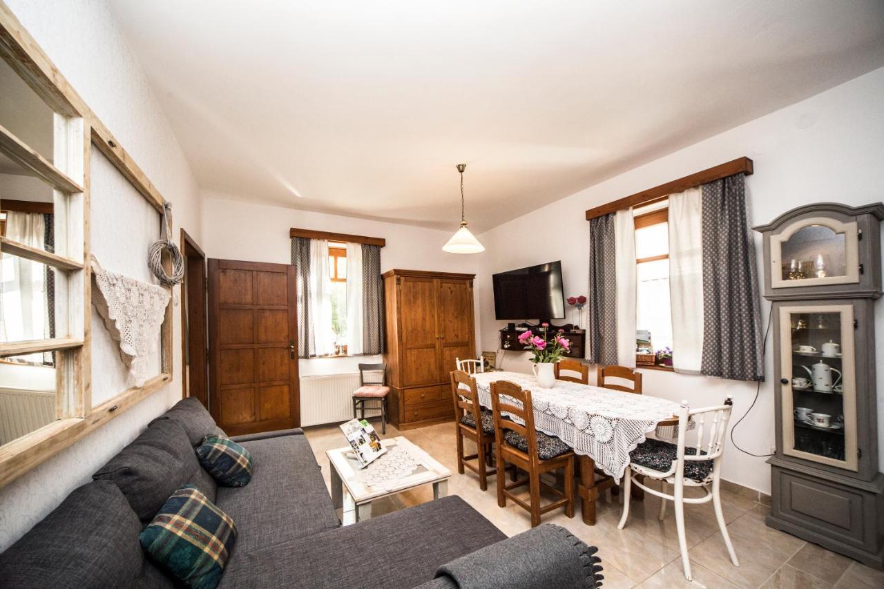 Ambitus-haz Apartment *
