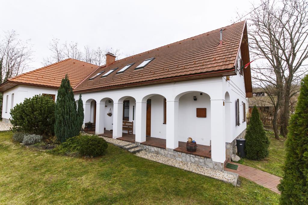 Ambitus-haz Apartment Egerszalok